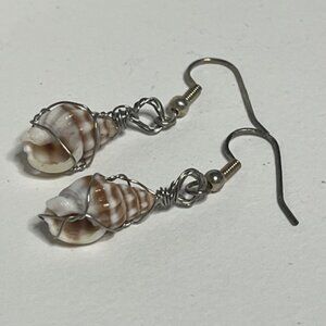Wire-Wrapped Natural Nutmeg Seashell Dangle Earrings Handmade Beachy Ocean 1.5"